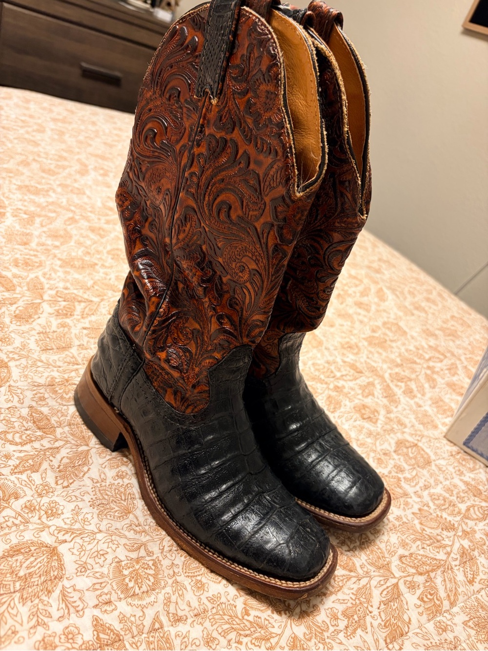 Boulet Women’s Caiman Boots Brown & Black